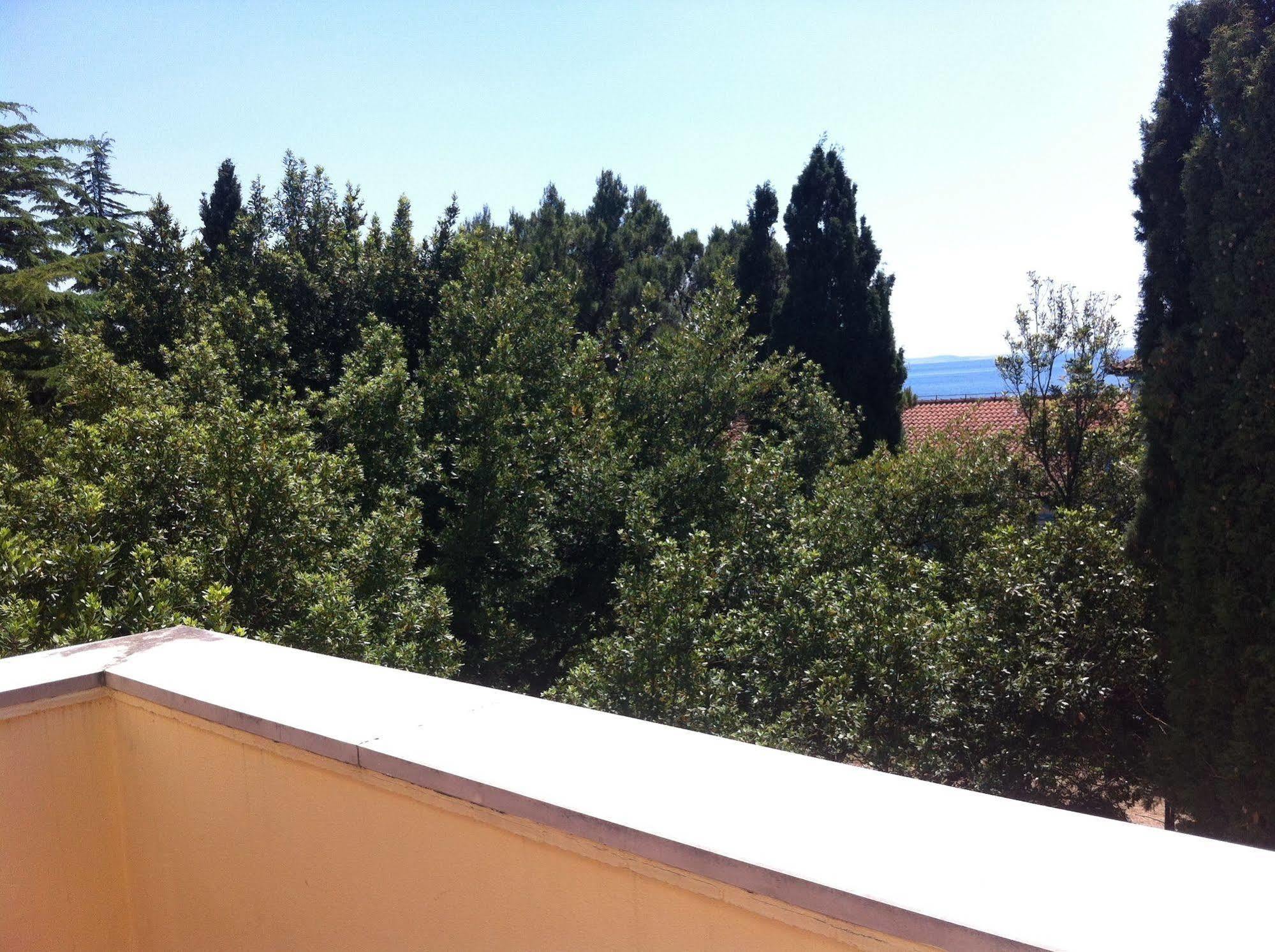 Villa Lovorka - Hotel Resort Drazica Krk Town Exterior photo